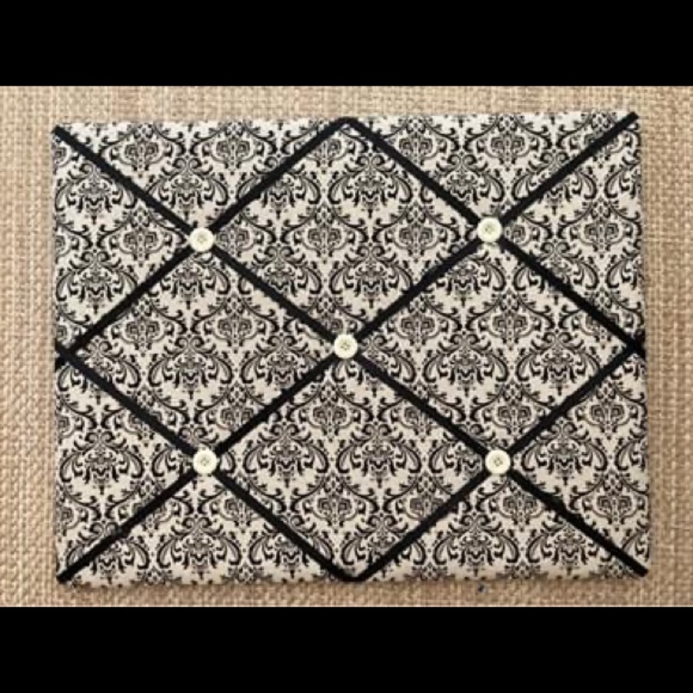 Brocade ribbon board